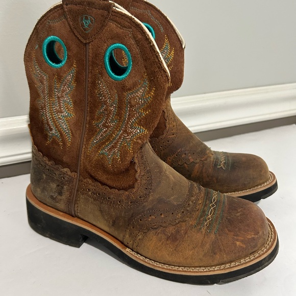Ariat Fatbaby Boots Western Womens 7.5 B Cowgirl Boots Cowboy Farm Barn Rodeo - Picture 1 of 9